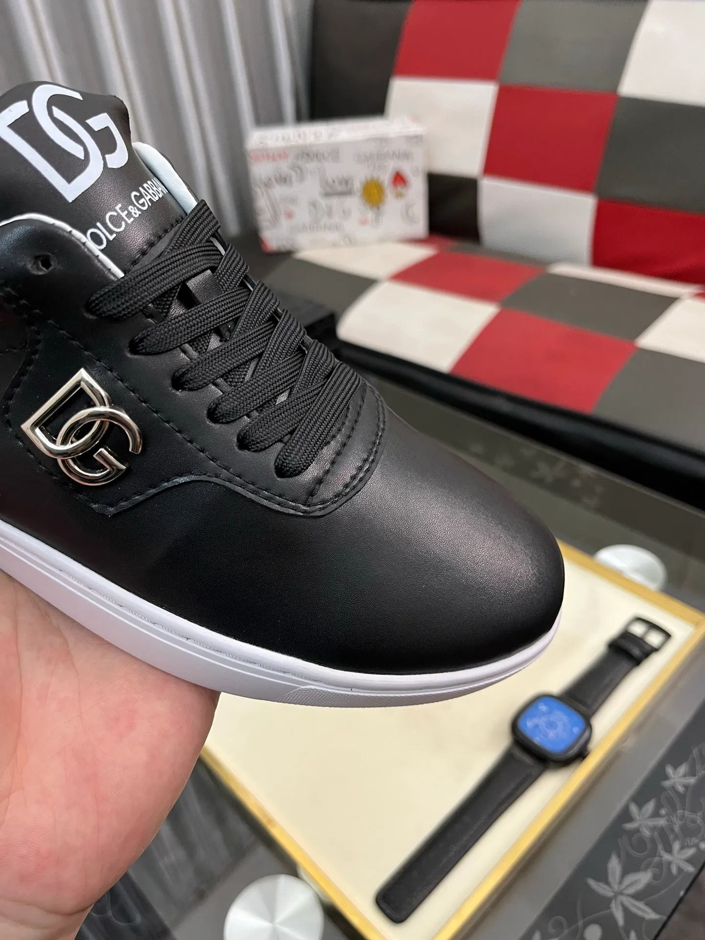 Men's Men's Shoes💰420⌚️⌚️Dolce&Gabbana••DG✔️Men's Sports•Casual Shoes. Original goods from top counters. Original imported cowhide, multi-material splicing design ➕Imported cowhide lining, cowhide feet ➕Original TPR elastic outsole. Size: 38-46